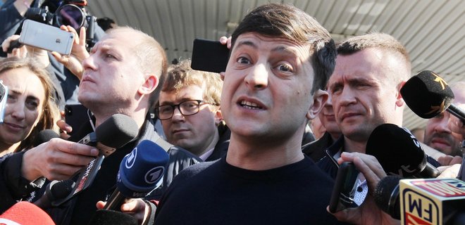 У Зеленского хотят переговоров с Порошенко по поводу дебатов - Фото
