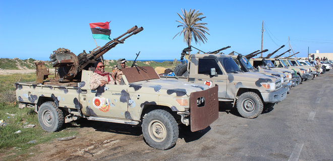 Ливия: ВВС правительства атаковали позиции 