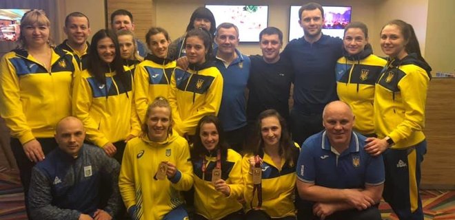 Женская сборная Украины по борьбе стала лучшей в Европе - Фото