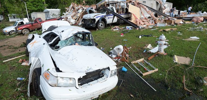 Ураган накрыл юг США: есть погибшие и травмированные - Фото