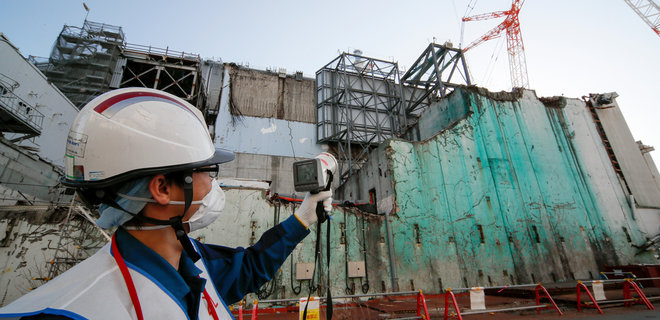 Тайфун смыл потенциально радиоактивные мешки с Фукусимы - Фото