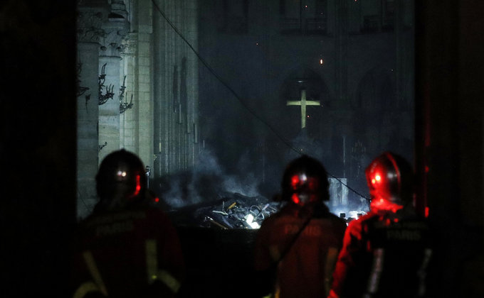 Как горел Собор Парижской Богоматери и что от него осталось: фото