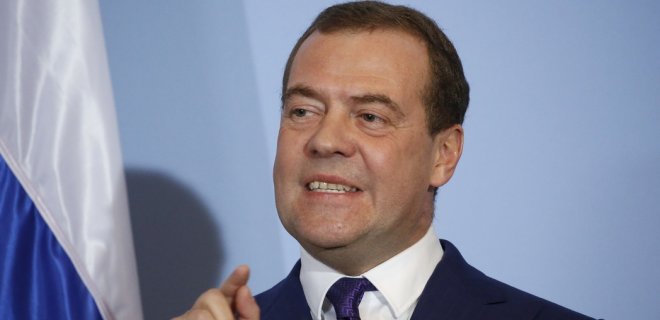 Медведев ответил на позицию Зеленского по минским переговорам - Фото