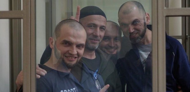 Суды в РФ продлили арест 24 крымским татарам, задержанным в марте - Фото