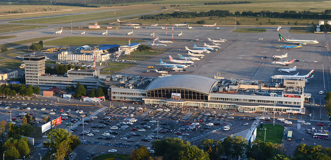 В аэропорту Борисполь задержали пассажира с гранатой: фото - Фото