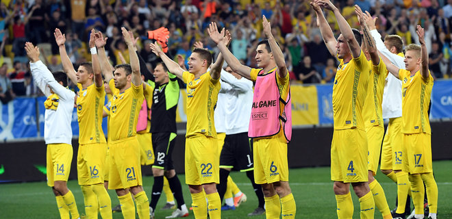 Футбол. Украина уничтожила Сербию в отборе на Евро-2020 - Фото