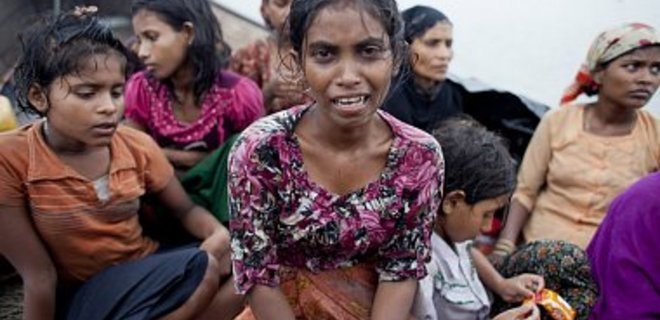 Власти Мьянмы оставили без интернета миллион жителей страны - Фото