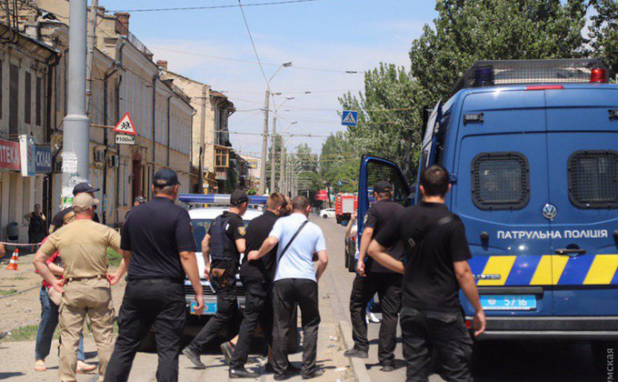 Освобождение заложниц в Одессе: стали известны подробности - фото
