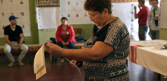 Экзитполы, явка избирателей и 77 уголовных дел. Местные выборы: главное на 22:30 - Фото