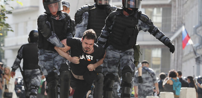 Протесты в Москве. Более 1000 задержанных, избиения: фото, видео - Фото