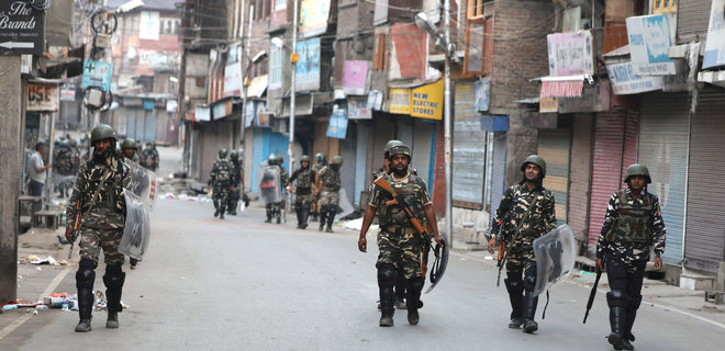 Протесты в Кашмире: правительство массово задерживает политиков - Фото