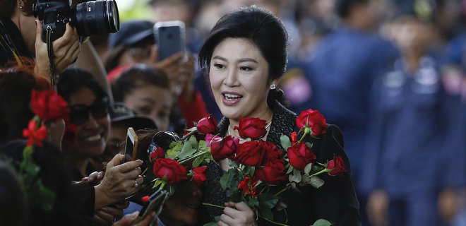 Беглая премьер Таиланда смогла получить гражданство другой страны - Фото