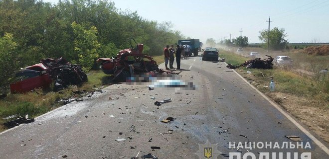 На юге Одесской обл. в жутком ДТП погибли четыре человека: фото - Фото