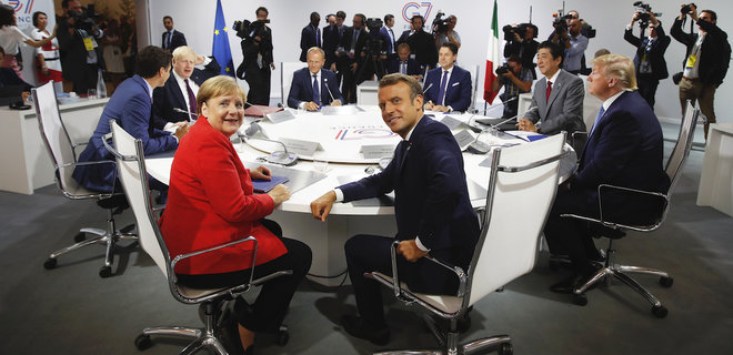 Меркель: Мы с Макроном хотим скорой встречи в нормандском формате - Фото