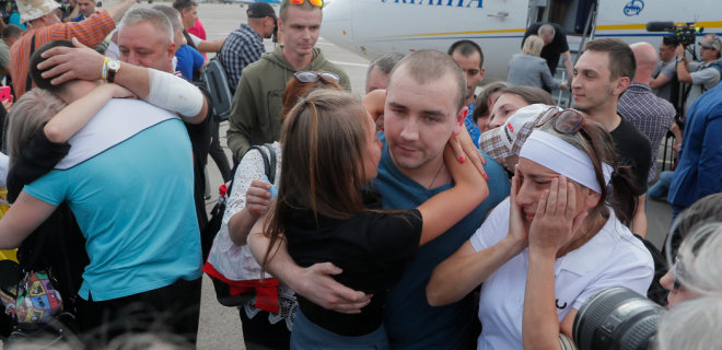 Россия закрыла следствие против украинских моряков - адвокат - Фото