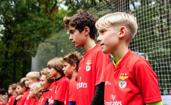 Португальский топ-клуб открыл футбольную школу в Харькове - фото