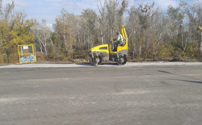 Как восстанавливают мост в Станице Луганской: фото, видео