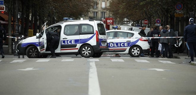 В центре Парижа четверо полицейских убиты ножом - СМИ - Фото