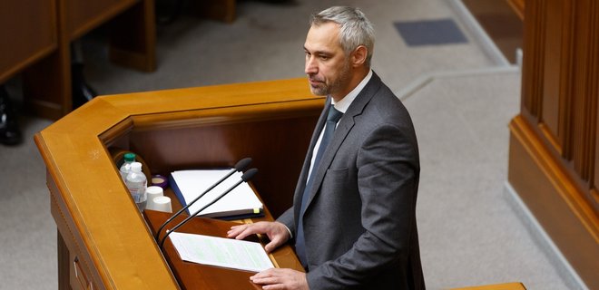 Рада отправила Рябошапку в отставку с должности генпрокурора - Фото