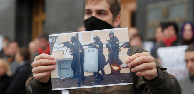 Розстріли на Майдані: про підозру повідомили колишньому командиру харківської роти Беркута - Фото