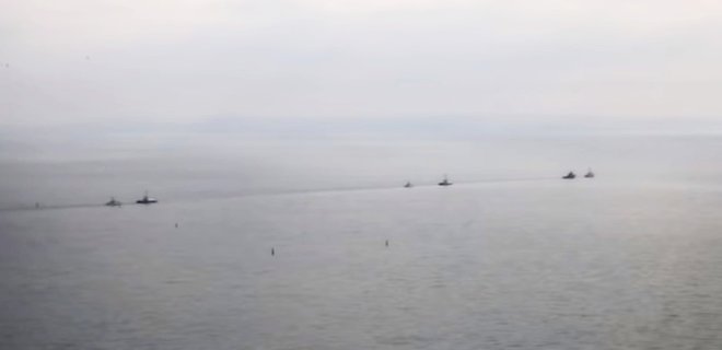 Россия вернула захваченные корабли: они идут в Одессу - Фото