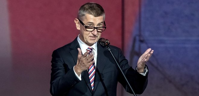 Скандал с ядом. Чехия выдворила двух российских дипломатов - Фото