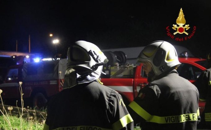 Взрыв на фабрике фейерверков в Италии: пятеро погибших - фото