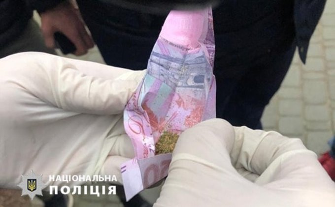 МВД: В Харькове поймали полицейского-наркоторговца – фото