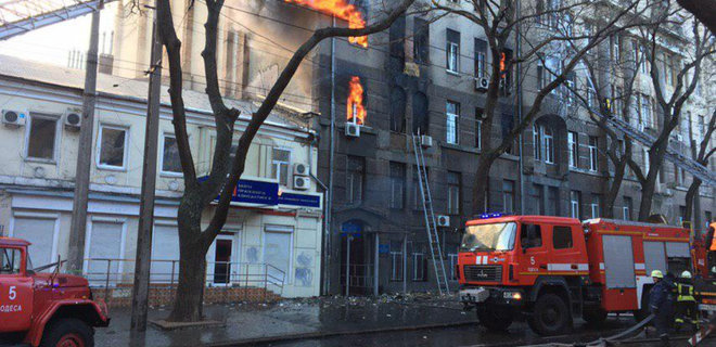 В Одессе из-за пожара отстранен начальник ГСЧС - Фото