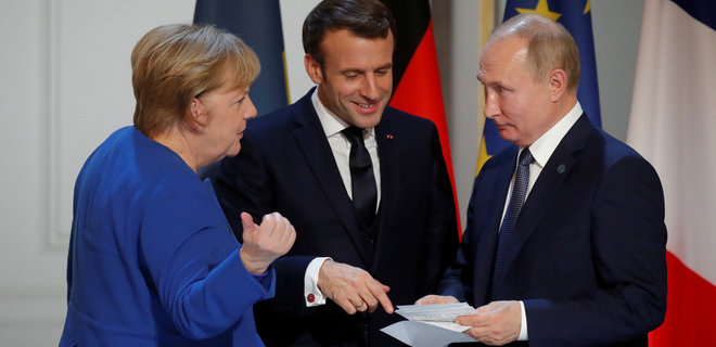 Меркель убеждена - минские соглашения надо обновить, Путин против - Фото