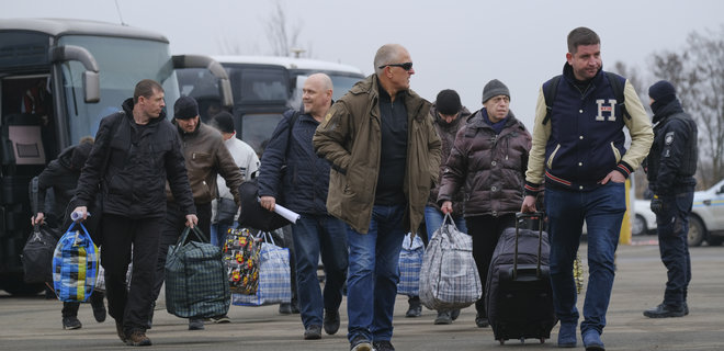 Обмен. Россия отдала Украине 76 заложников - хроника