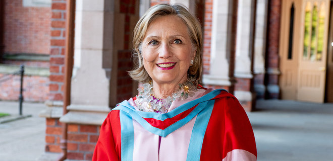 Хиллари Клинтон стала ректором университета в Северной Ирландии - Фото