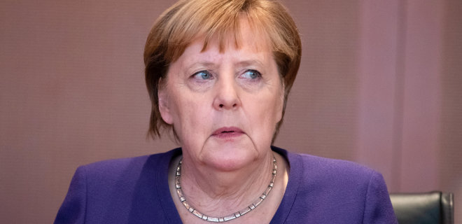 Меркель сочла вечную блокировку аккаунта Трампа в Twitter 