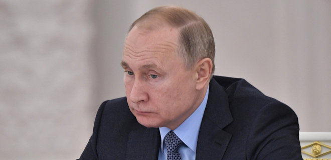 Рейтинг Путина упал почти в два раза за два года – Левада-центр - Фото