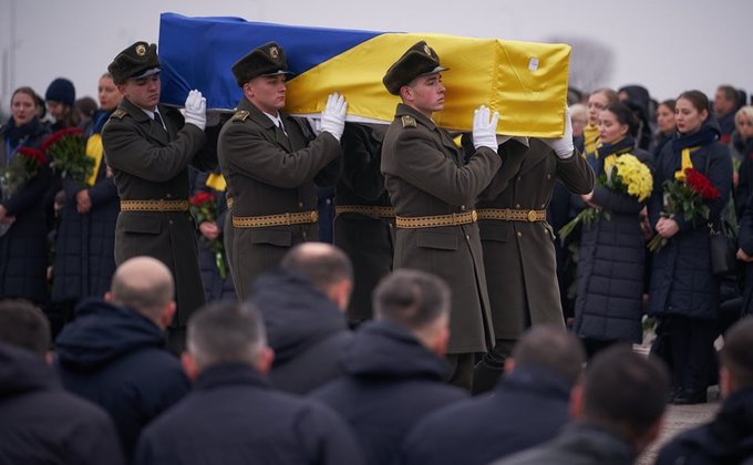 Украина попрощалась с погибшими в катастрофе Boeing: фоторепортаж