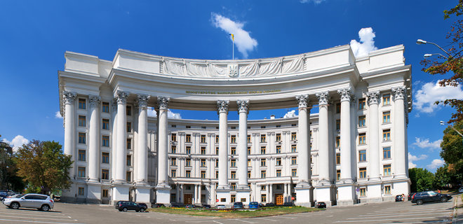 Украина отреагировала на намерение США выйти из договора об открытом небе - Фото