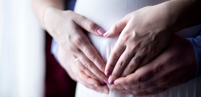 У беременных женщин с COVID-19 на 50% выше риск родовых осложнений – исследование - Фото