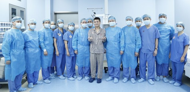 Во Вьетнаме впервые в истории человеку пересадили руку от живого донора: фото - Фото
