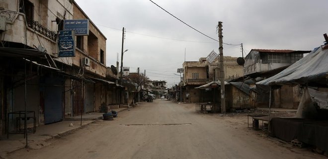 Война в Сирии. Повстанцы заявили, что отбили у Асада ключевой город в Идлибе - Фото