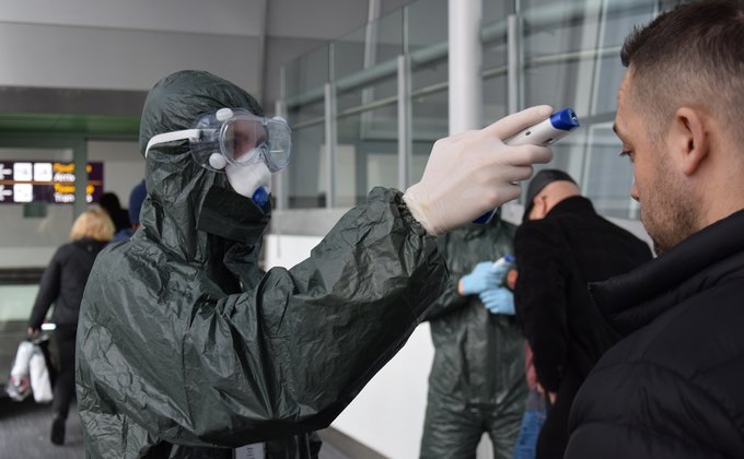 Коронавирус. Температурный скрининг на границе и реакция украинцев: фото