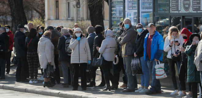 В Киеве пустили 200 дополнительных маршруток: компенсируют закрытое метро - Фото