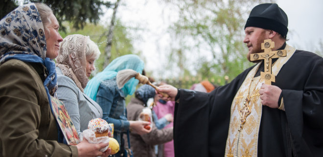 Богослужения на Пасху в украинских храмах пройдут без прихожан — МВД - Фото