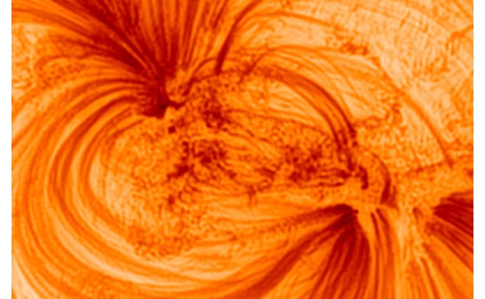 Ученые опубликовали самые детальные фото Солнца: на нем есть загадочные нити