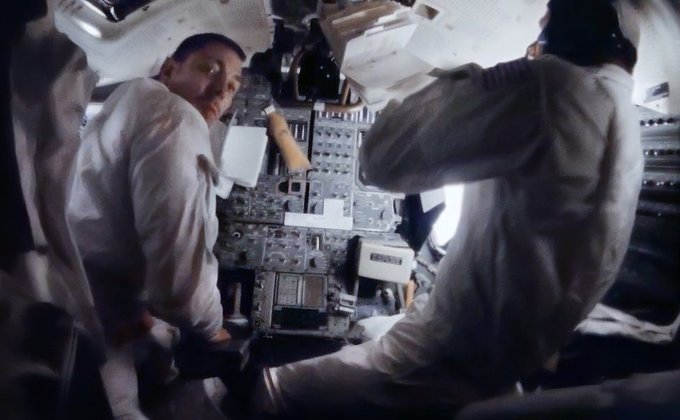 Легендарное спасение Apollo 13. Опубликованы оцифрованные фото с борта корабля