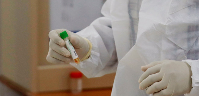 Рада приняла закон о массовом тестировании на коронавирус - Фото