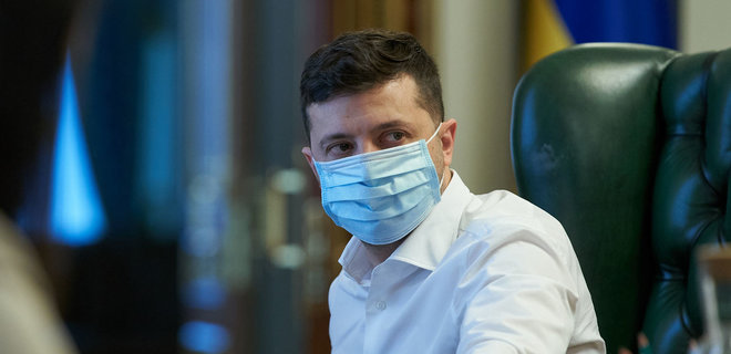 Зеленский хотел заболеть коронавирусом и закрыться на Банковой. Отговорили - Фото