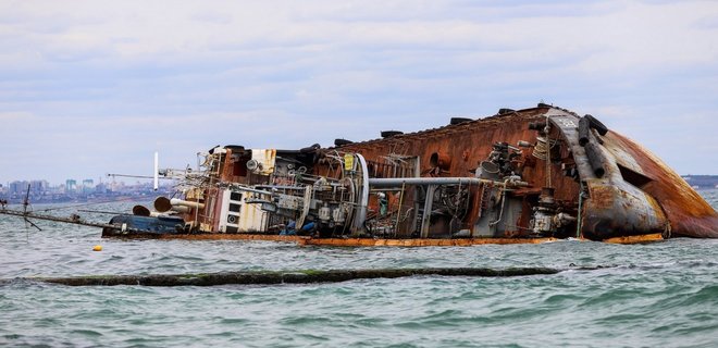 Разлив из танкера. Море у Delfi не загрязнено нефтепродуктами - прокуратура - Фото