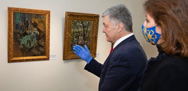Суд отменил арест картин Порошенко - Фото