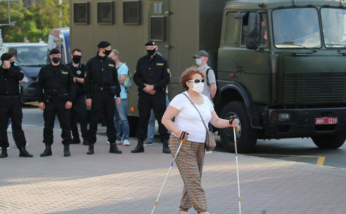 Протесты в Беларуси. Задержали более 100 человек: фоторепортаж
