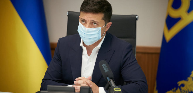 Зеленский: Украина на грани второй волны коронавируса, носите маски - Фото